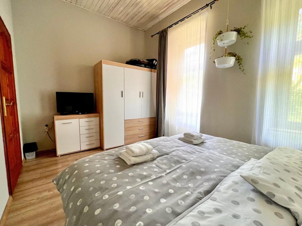 维斯普雷姆Kohaz Apartman公寓 外观 照片